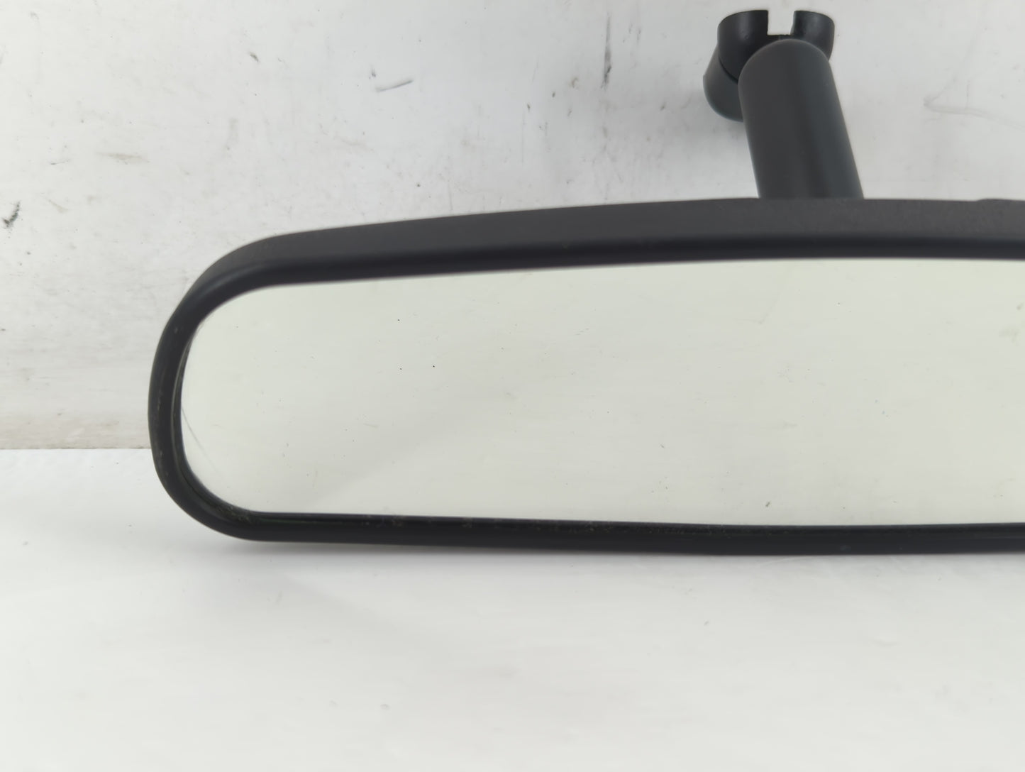 2001-2016 Ford Escape Interior Rear View Mirror Replacement OEM P/N:E8011681 Fits OEM Used Auto Parts - Oemusedautoparts1.com