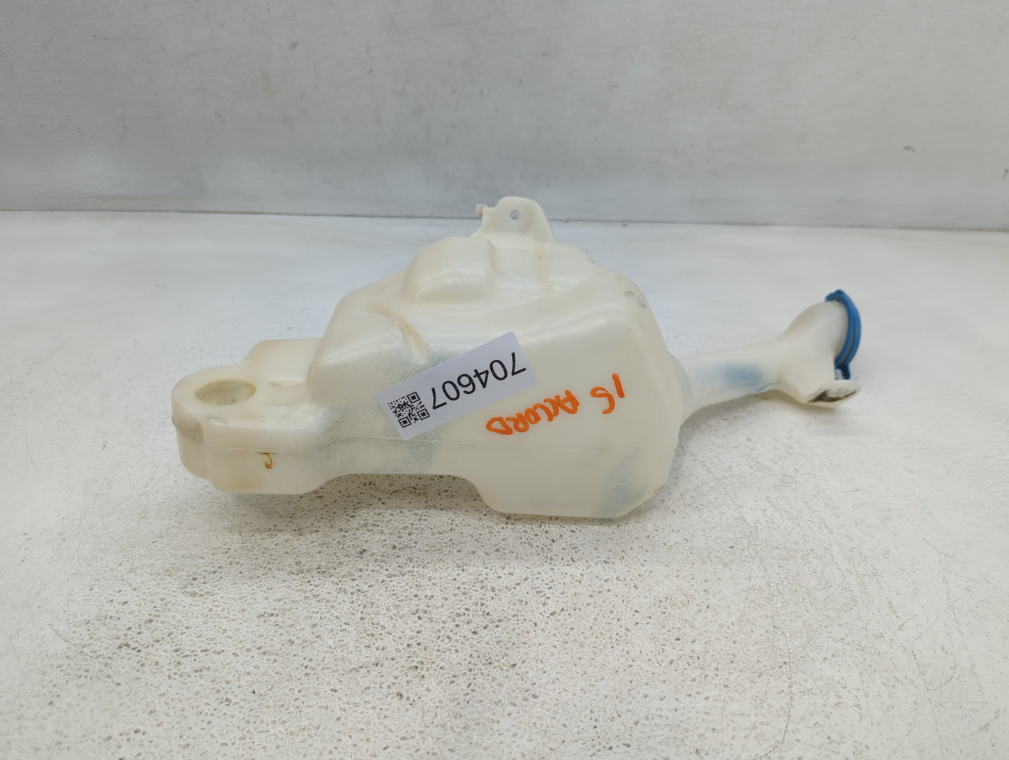 2013-2017 Honda Accord Windshield Washer Fluid Reservoir Bottle Oem - Oemusedautoparts1.com