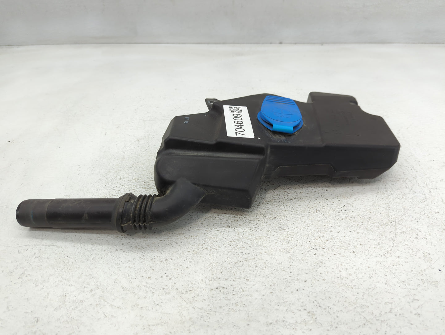 2012-2018 Audi A6 Windshield Washer Fluid Reservoir Bottle Oem - Oemusedautoparts1.com