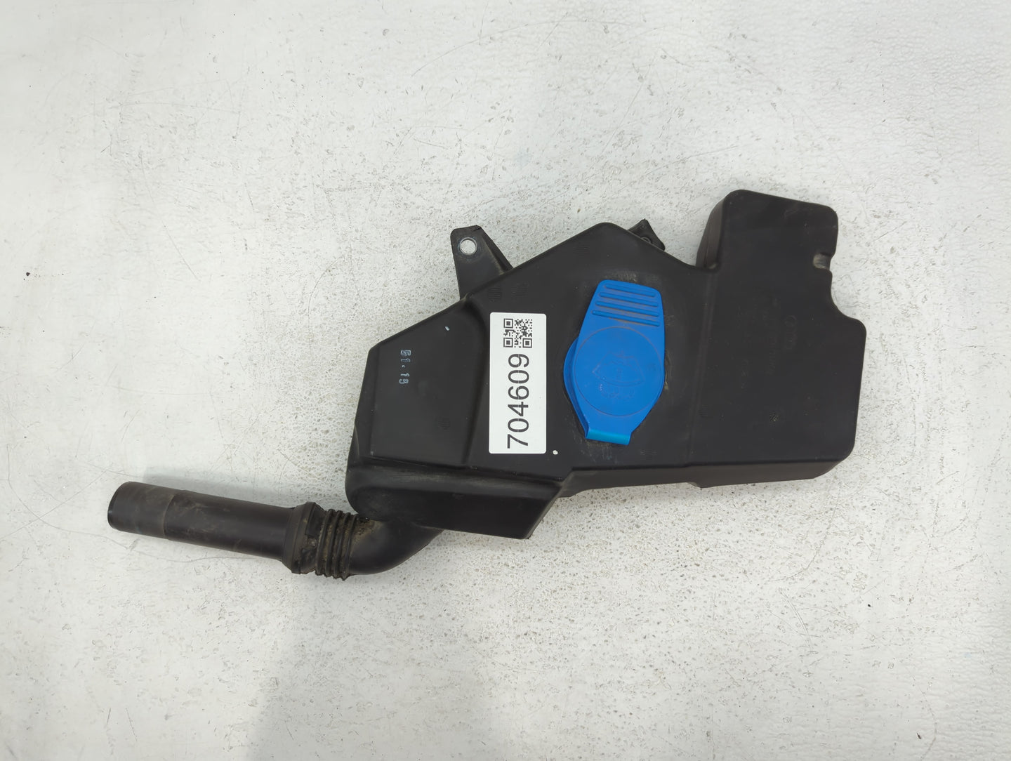 2012-2018 Audi A6 Windshield Washer Fluid Reservoir Bottle Oem - Oemusedautoparts1.com