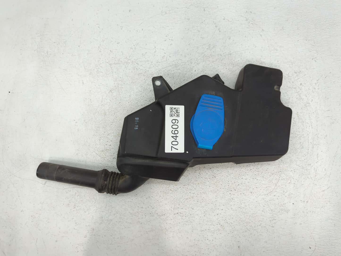 2012-2018 Audi A6 Windshield Washer Fluid Reservoir Bottle Oem - Oemusedautoparts1.com