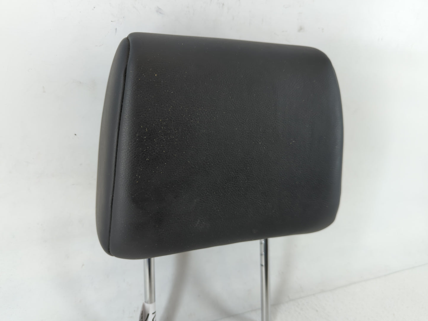 2010-2013 Nissan Rogue Headrest Head Rest Front Driver Passenger Seat Fits Fits 2010 2011 2012 2013 OEM Used Auto Parts - Oemusedautoparts1.com
