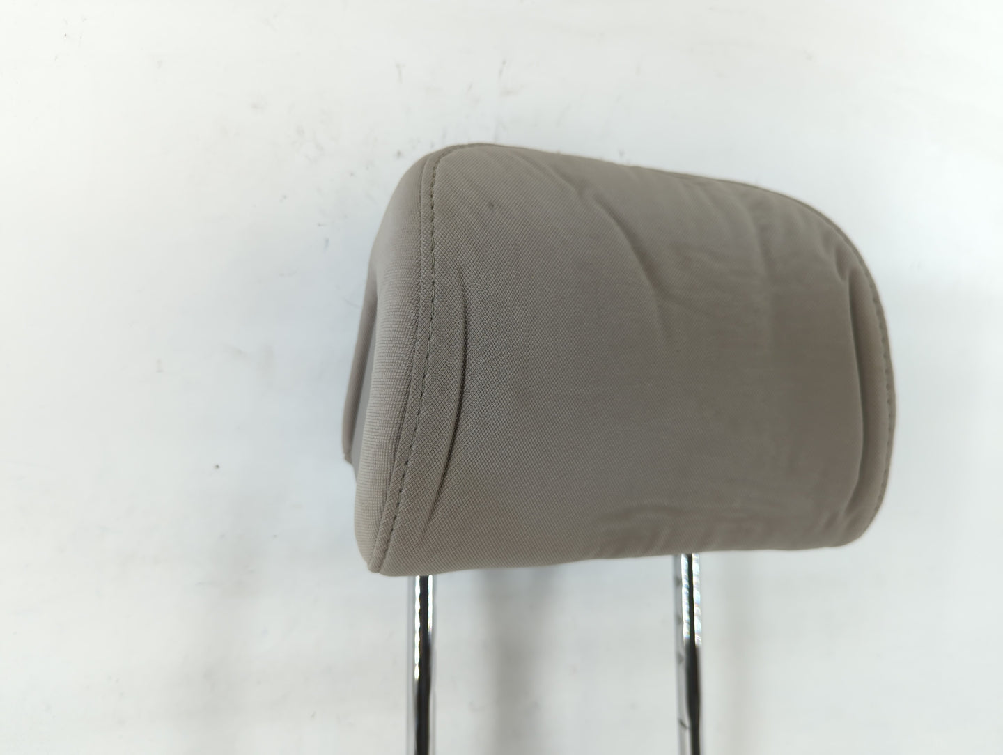 2015-2017 Hyundai Sonata Headrest Head Rest Front Driver Passenger Seat Fits Fits 2015 2016 2017 OEM Used Auto Parts - Oemusedautoparts1.com