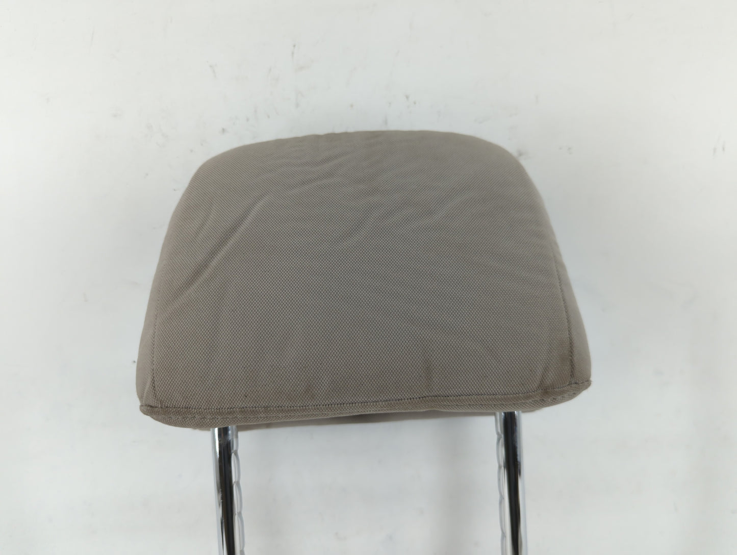 2015-2017 Hyundai Sonata Headrest Head Rest Front Driver Passenger Seat Fits Fits 2015 2016 2017 OEM Used Auto Parts - Oemusedautoparts1.com