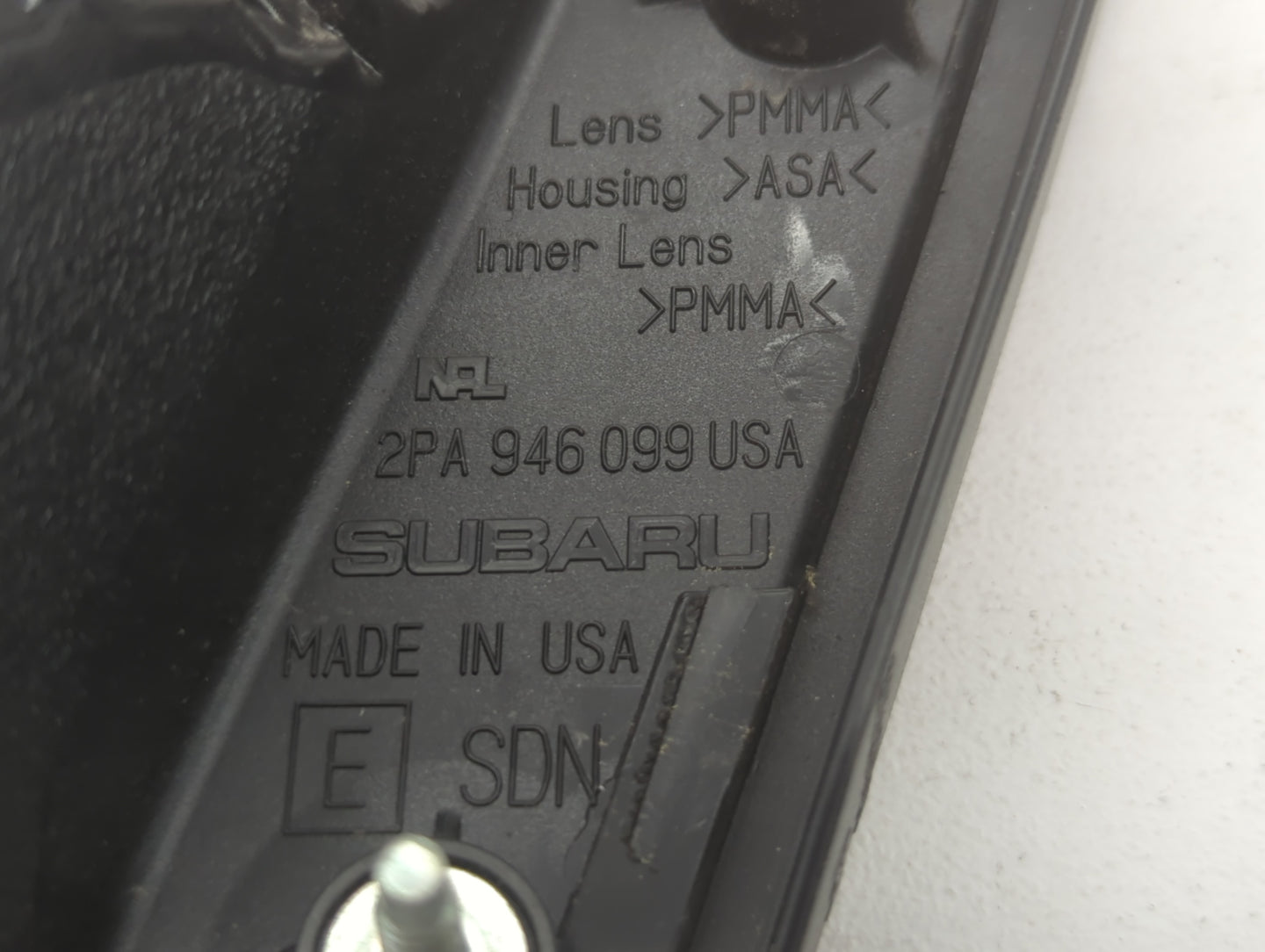 2009-2015 Nissan Rogue Tail Light Assembly Driver Left OEM P/N:2PA 946 099 Fits Fits 2009 2010 2011 2012 2013 2014 2015 OEM Used Auto Parts - Oemusedautoparts1.com