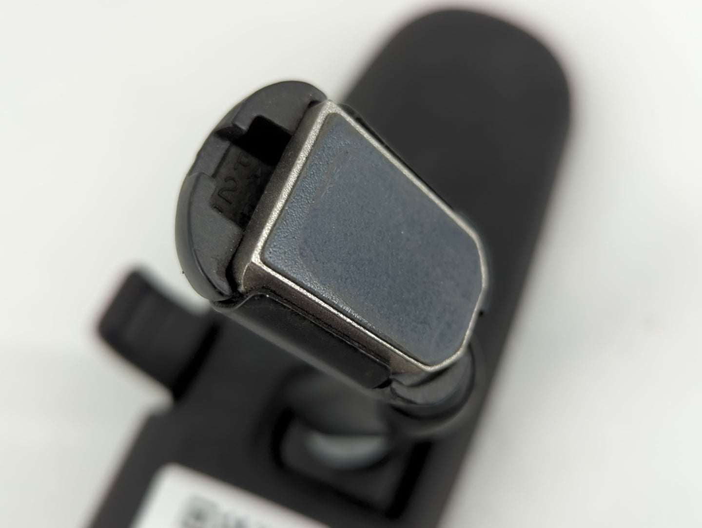 2017-2019 Ford Escape Interior Rear View Mirror Replacement OEM P/N:E11025617 E11015617 Fits Fits 2015 2016 2017 2018 2019 OEM Used Auto Parts - Oemusedautoparts1.com