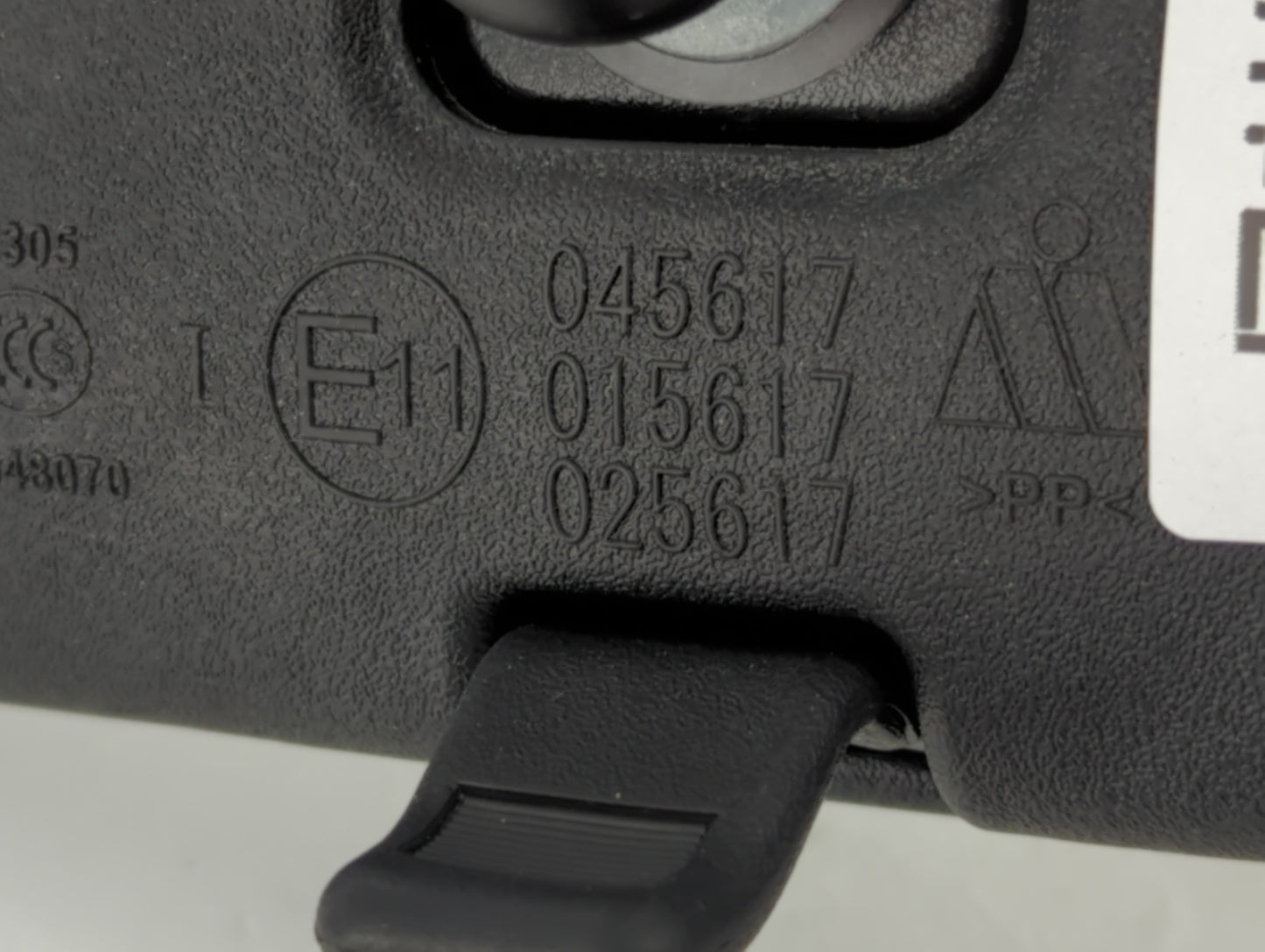 2017-2019 Ford Escape Interior Rear View Mirror Replacement OEM P/N:E11025617 E11015617 Fits Fits 2015 2016 2017 2018 2019 OEM Used Auto Parts - Oemusedautoparts1.com