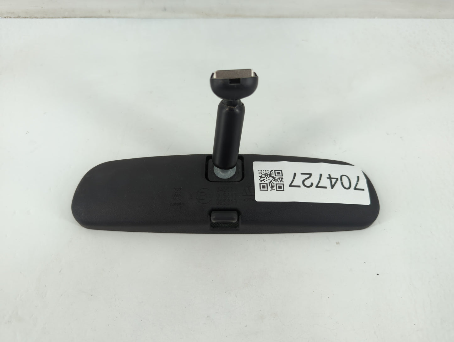 2017-2019 Ford Escape Interior Rear View Mirror Replacement OEM P/N:E11025617 E11015617 Fits Fits 2015 2016 2017 2018 2019 OEM Used Auto Parts - Oemusedautoparts1.com