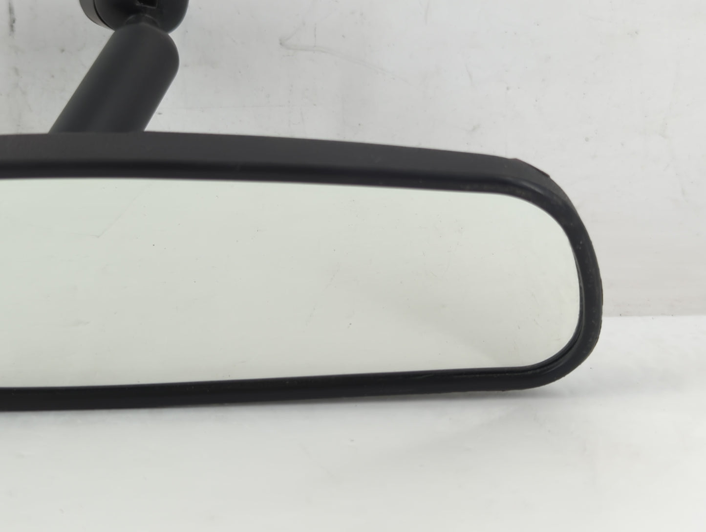 2010-2018 Ford Focus Interior Rear View Mirror Replacement OEM P/N:E8011681 Fits OEM Used Auto Parts - Oemusedautoparts1.com