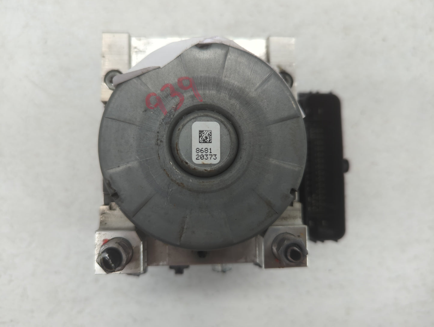 2018 Jeep Compass ABS Pump Control Module Replacement P/N:P04726567AH Fits OEM Used Auto Parts - Oemusedautoparts1.com