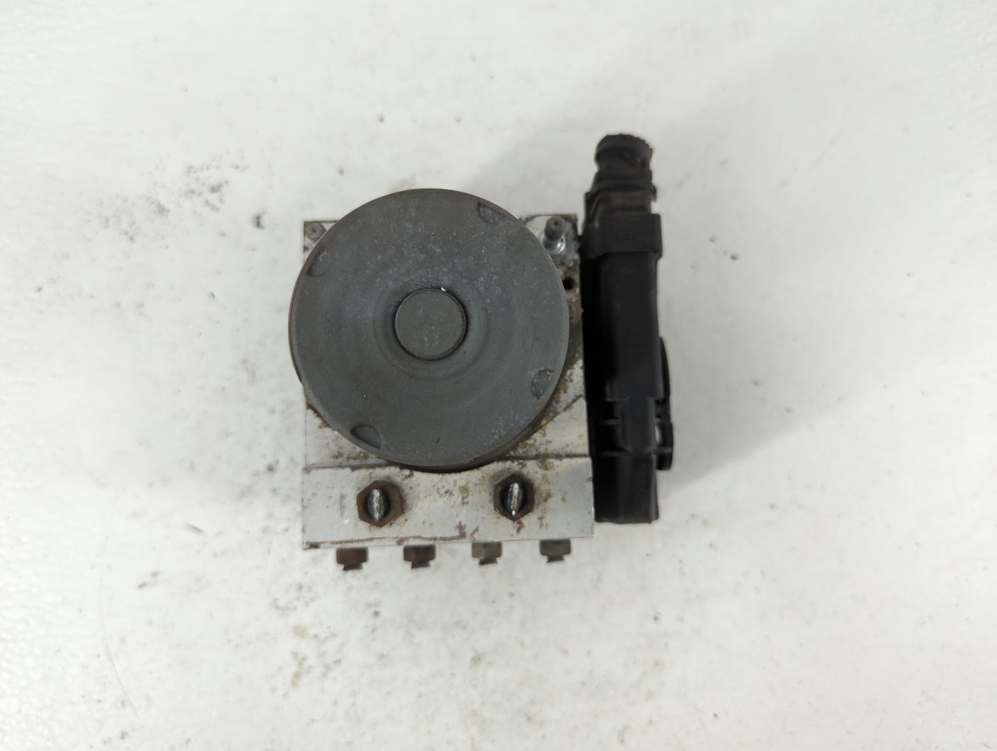 2010-2013 Acura Mdx ABS Pump Control Module Replacement P/N:0 265 235 220 02 Fits Fits 2010 2011 2012 2013 OEM Used Auto Parts - Oemusedautoparts1.com