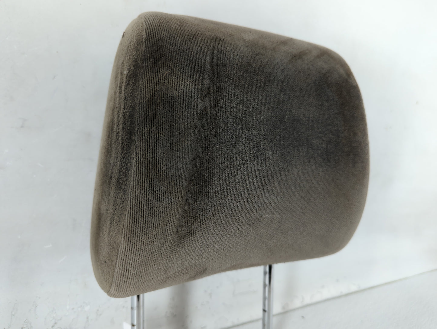 2009-2010 Toyota Sienna Headrest Head Rest Front Driver Passenger Seat Fits Fits 2009 2010 OEM Used Auto Parts - Oemusedautoparts1.com