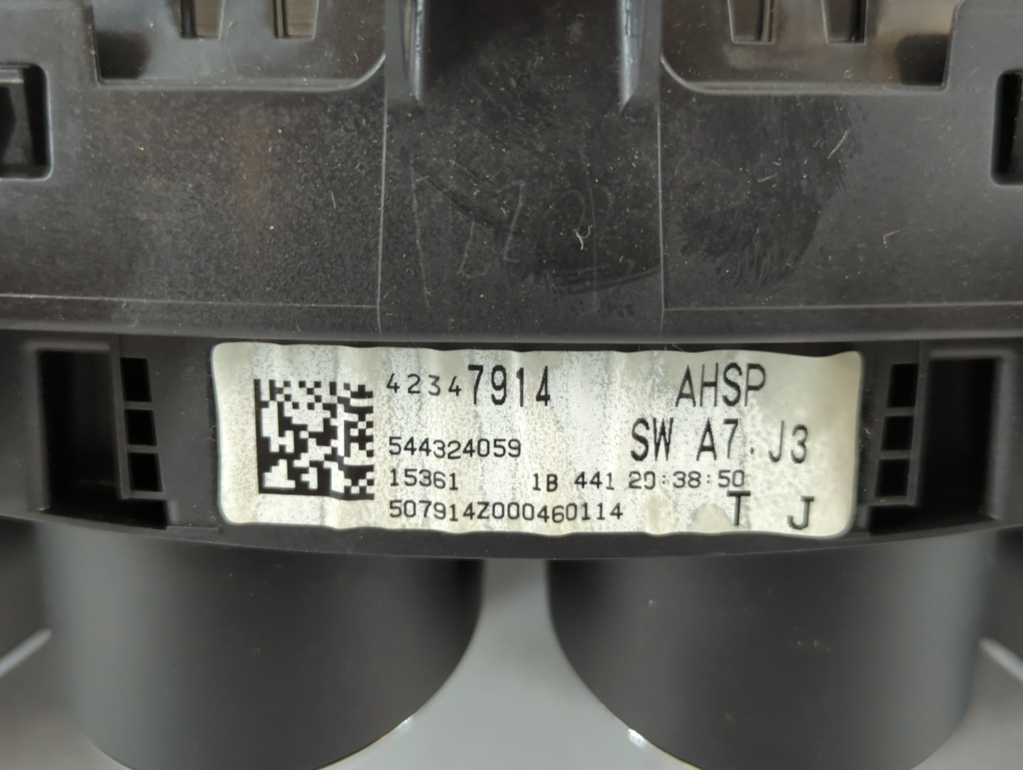 2016 Buick Encore Instrument Cluster Speedometer Gauges P/N:42347914 Fits OEM Used Auto Parts - Oemusedautoparts1.com