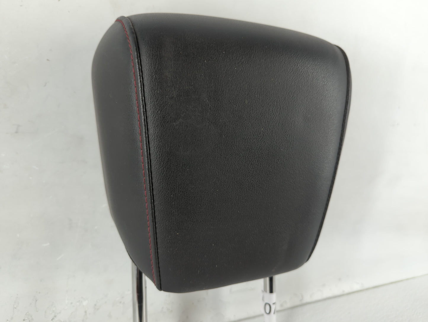 2013 Chevrolet Equinox Headrest Head Rest Front Driver Passenger Seat Fits OEM Used Auto Parts - Oemusedautoparts1.com