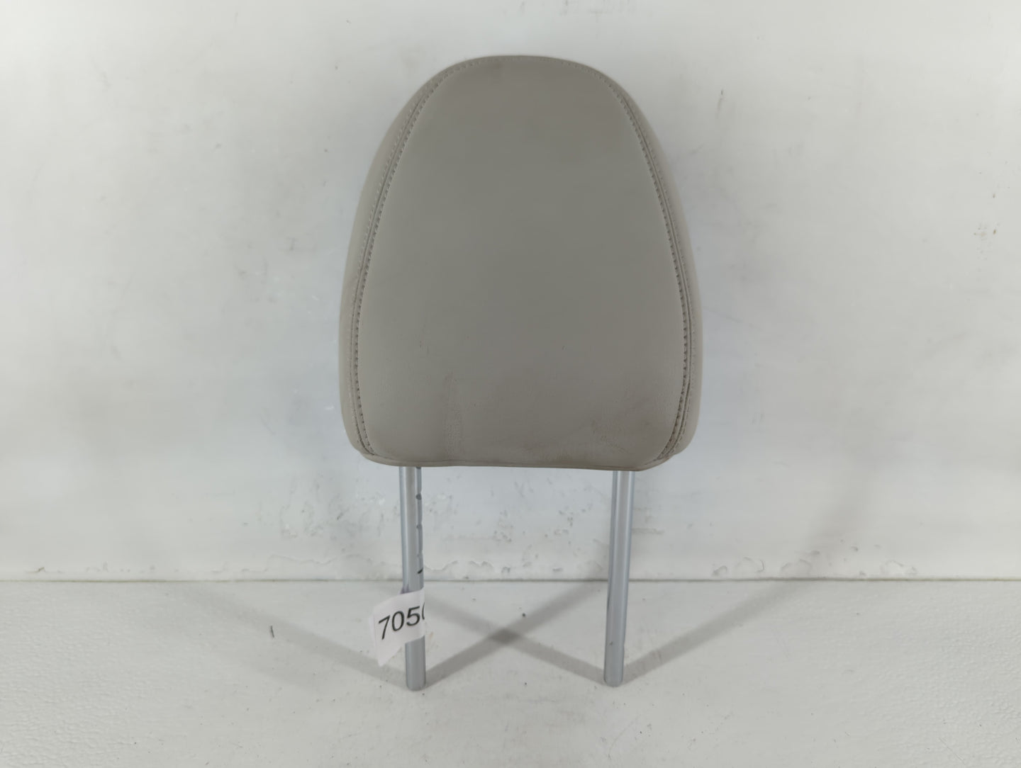 2014-2015 Infiniti Q50 Headrest Head Rest Front Driver Passenger Seat Fits Fits 2014 2015 OEM Used Auto Parts - Oemusedautoparts1.com