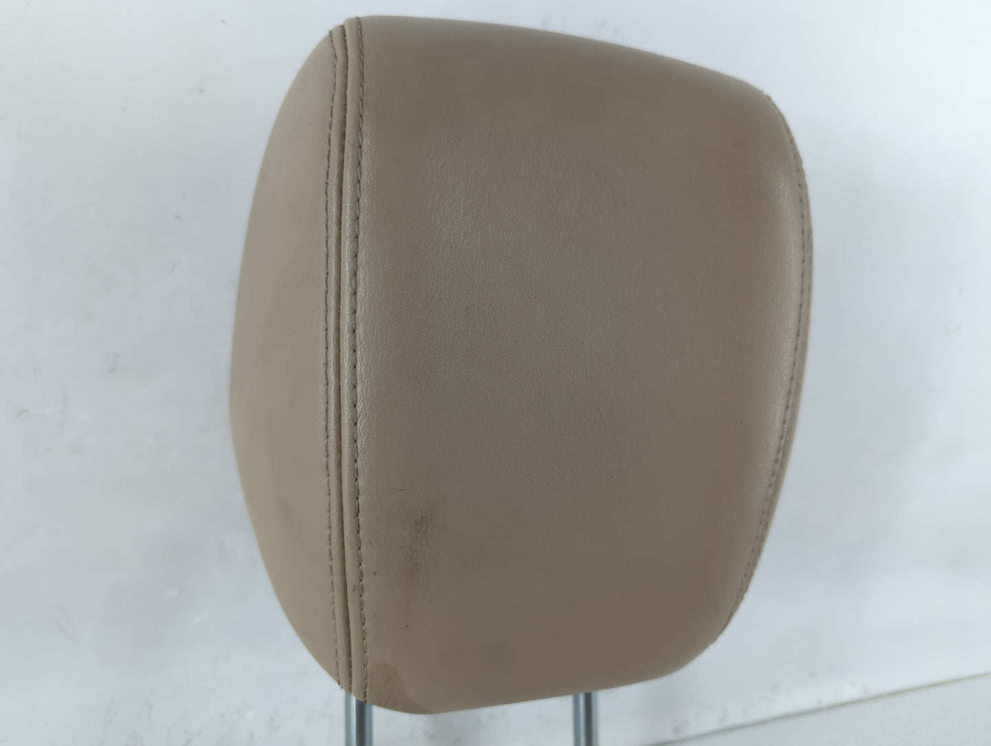 2010-2011 Buick Enclave Headrest Head Rest Front Driver Passenger Seat Fits Fits 2010 2011 OEM Used Auto Parts - Oemusedautoparts1.com