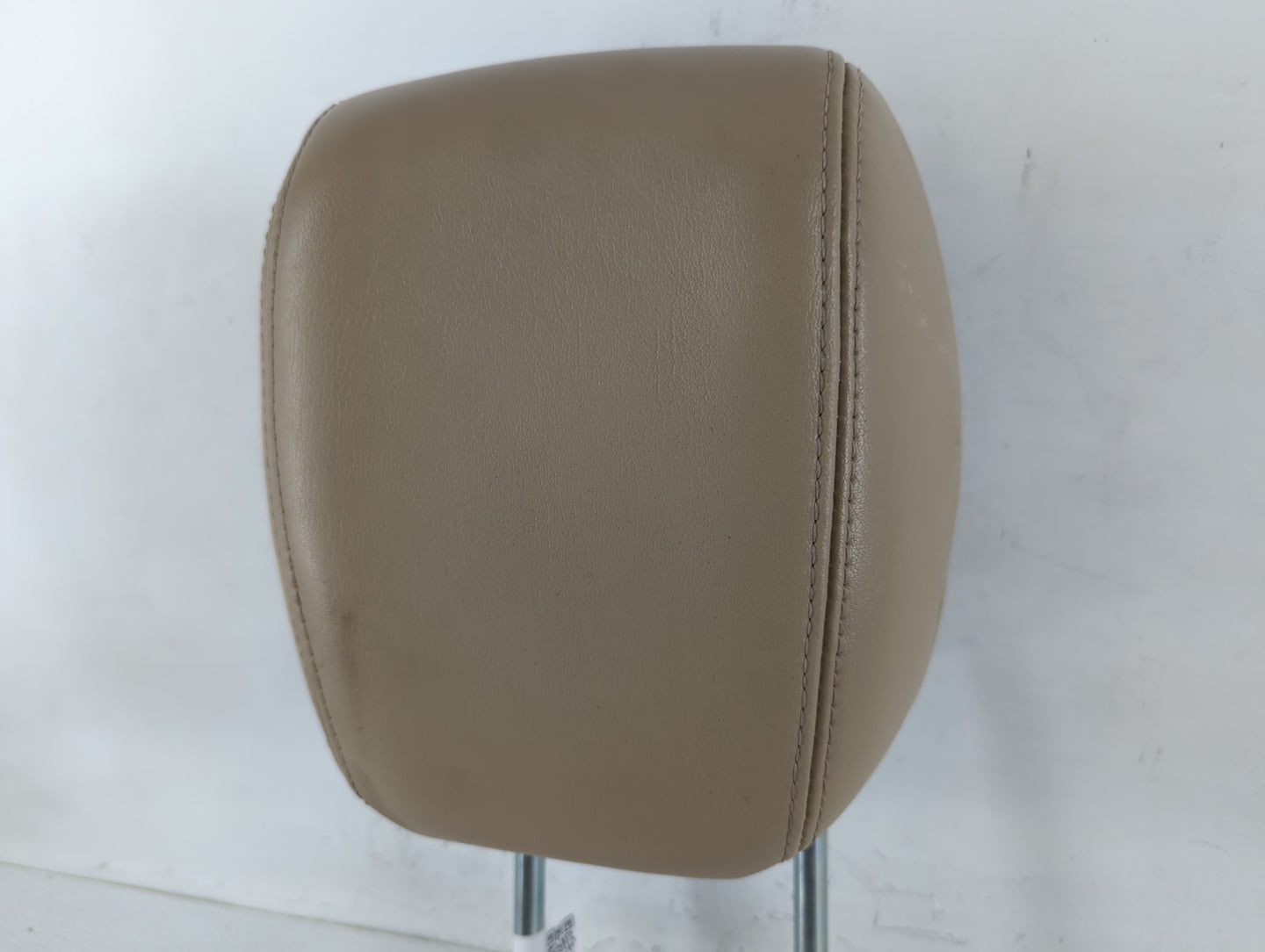2010-2011 Buick Enclave Headrest Head Rest Front Driver Passenger Seat Fits Fits 2010 2011 OEM Used Auto Parts - Oemusedautoparts1.com