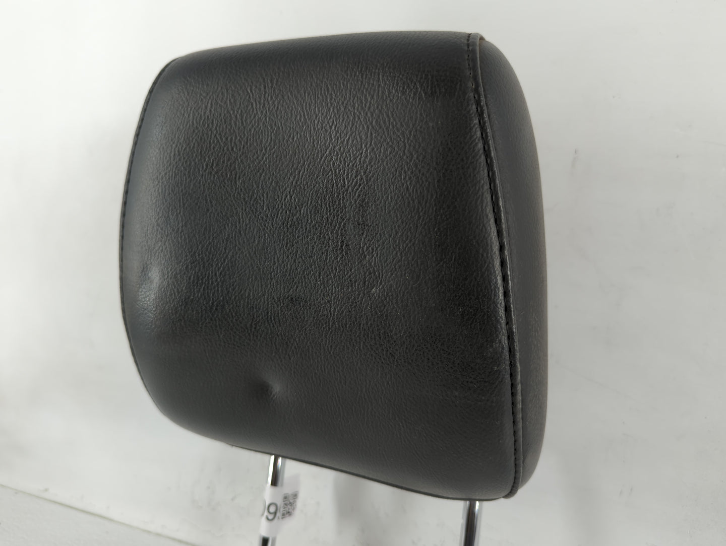 2009-2010 Ford Explorer Headrest Head Rest Rear Seat Fits Fits 2009 2010 OEM Used Auto Parts - Oemusedautoparts1.com