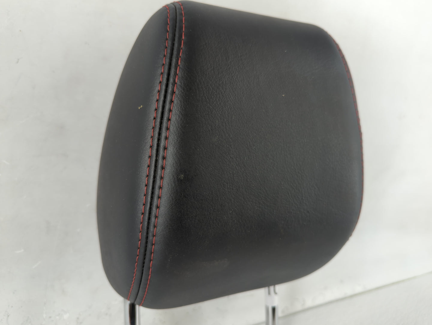 2015 Mazda 3 Headrest Head Rest Front Driver Passenger Seat Fits Fits 2005 2006 2007 OEM Used Auto Parts - Oemusedautoparts1.com