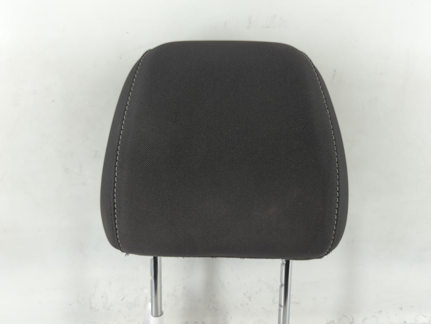 2015 Ford Escape Headrest Head Rest Front Driver Passenger Seat Fits OEM Used Auto Parts - Oemusedautoparts1.com