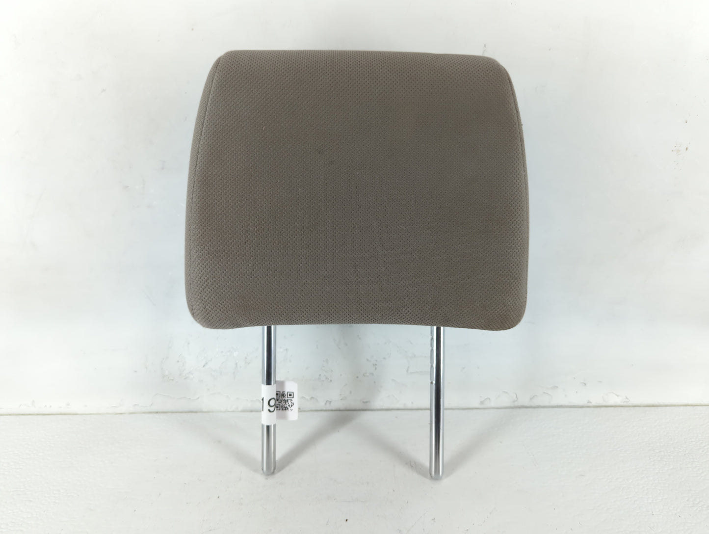 2011-2013 Nissan Rogue Headrest Head Rest Front Driver Passenger Seat Fits Fits 2011 2012 2013 OEM Used Auto Parts - Oemusedautoparts1.com