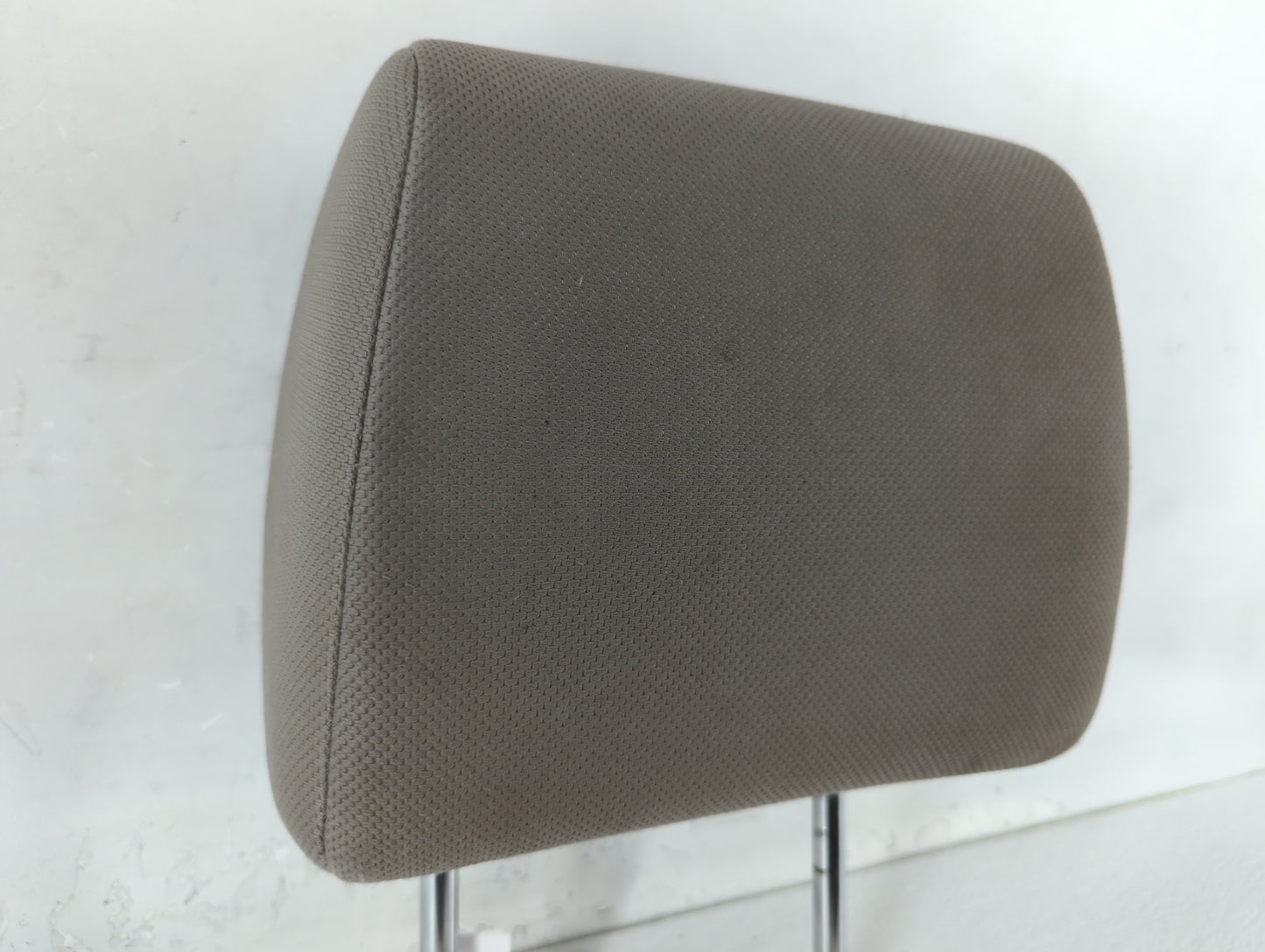 2011-2013 Nissan Rogue Headrest Head Rest Front Driver Passenger Seat Fits Fits 2011 2012 2013 OEM Used Auto Parts - Oemusedautoparts1.com