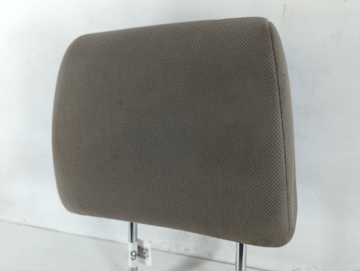 2011-2013 Nissan Rogue Headrest Head Rest Front Driver Passenger Seat Fits Fits 2011 2012 2013 OEM Used Auto Parts - Oemusedautoparts1.com