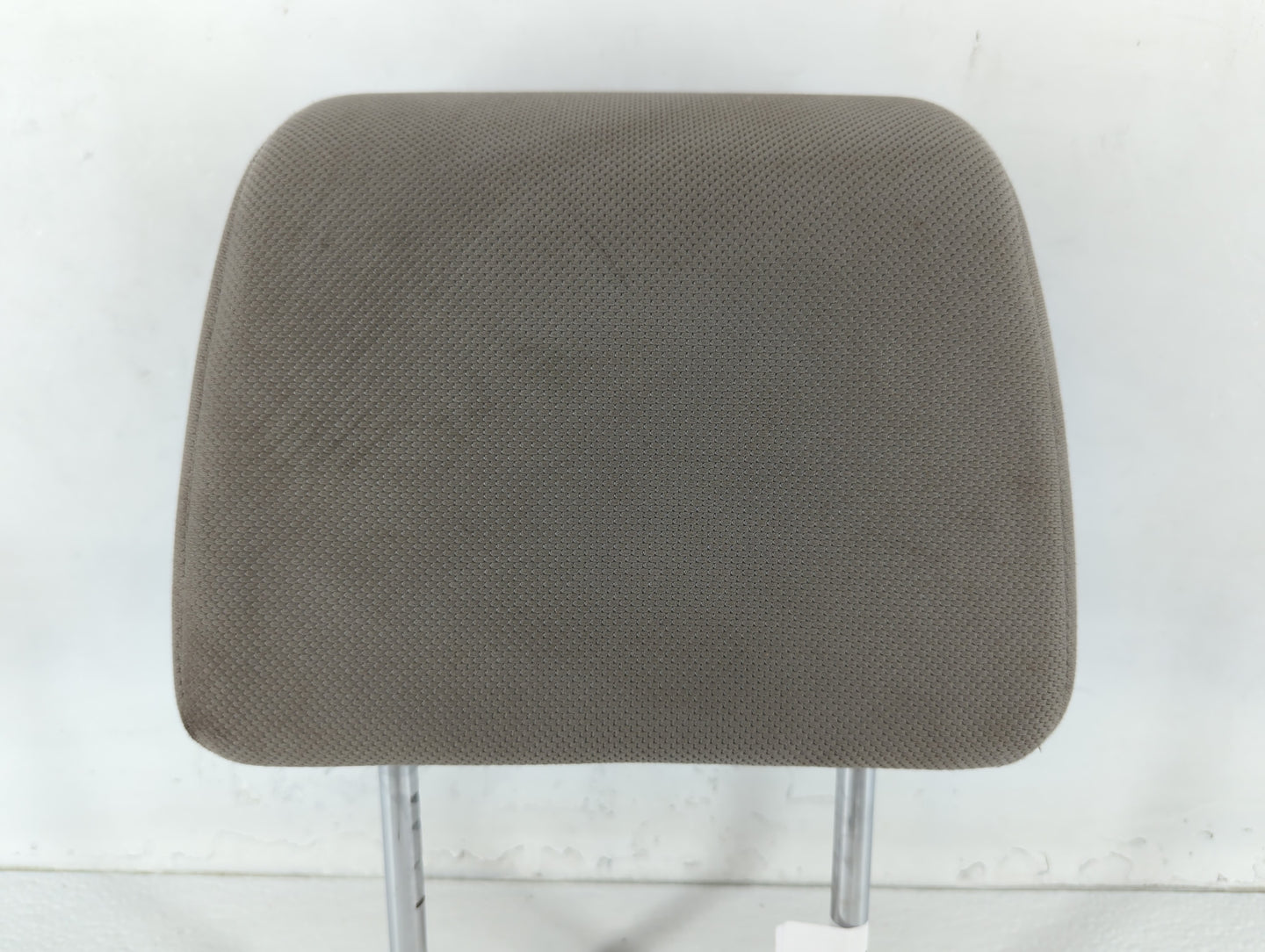 2011-2013 Nissan Rogue Headrest Head Rest Front Driver Passenger Seat Fits Fits 2011 2012 2013 OEM Used Auto Parts - Oemusedautoparts1.com
