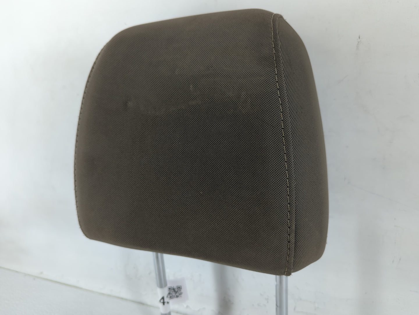 2013-2015 Ford Escape Headrest Head Rest Front Driver Passenger Seat Fits Fits 2013 2014 2015 OEM Used Auto Parts - Oemusedautoparts1.com