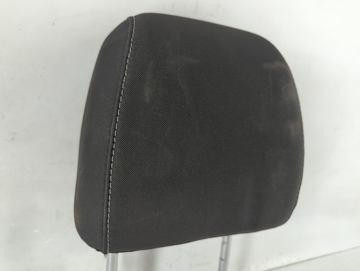 2016-2019 Ford Escape Headrest Head Rest Front Driver Passenger Seat Fits Fits 2016 2017 2018 2019 OEM Used Auto Parts - Oemusedautoparts1.com