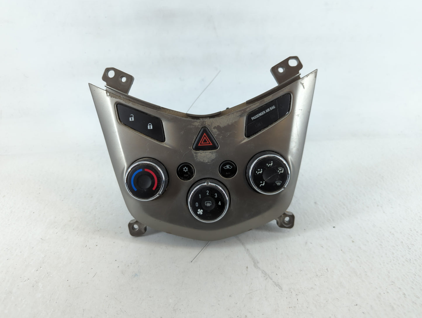2013-2014 Chevrolet Sonic Climate Control Module Temperature AC/Heater Replacement P/N:95332699 Fits Fits 2013 2014 OEM Used Auto Parts - Oemusedautoparts1.com