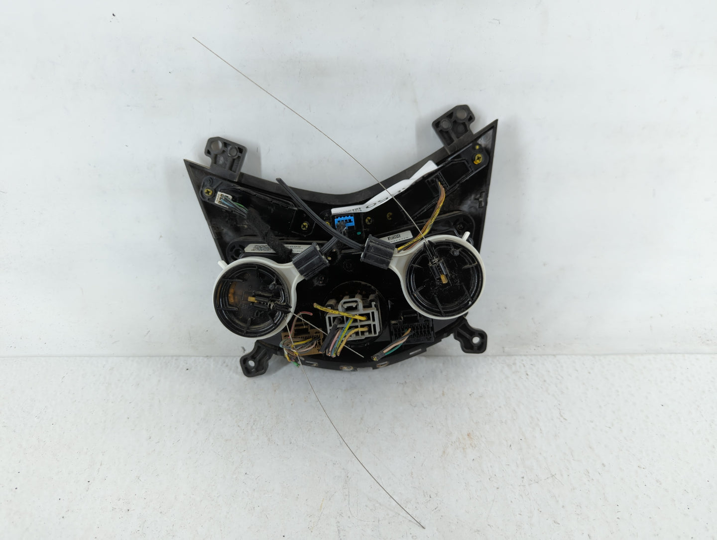2013-2014 Chevrolet Sonic Climate Control Module Temperature AC/Heater Replacement P/N:95332699 Fits Fits 2013 2014 OEM Used Auto Parts - Oemusedautoparts1.com