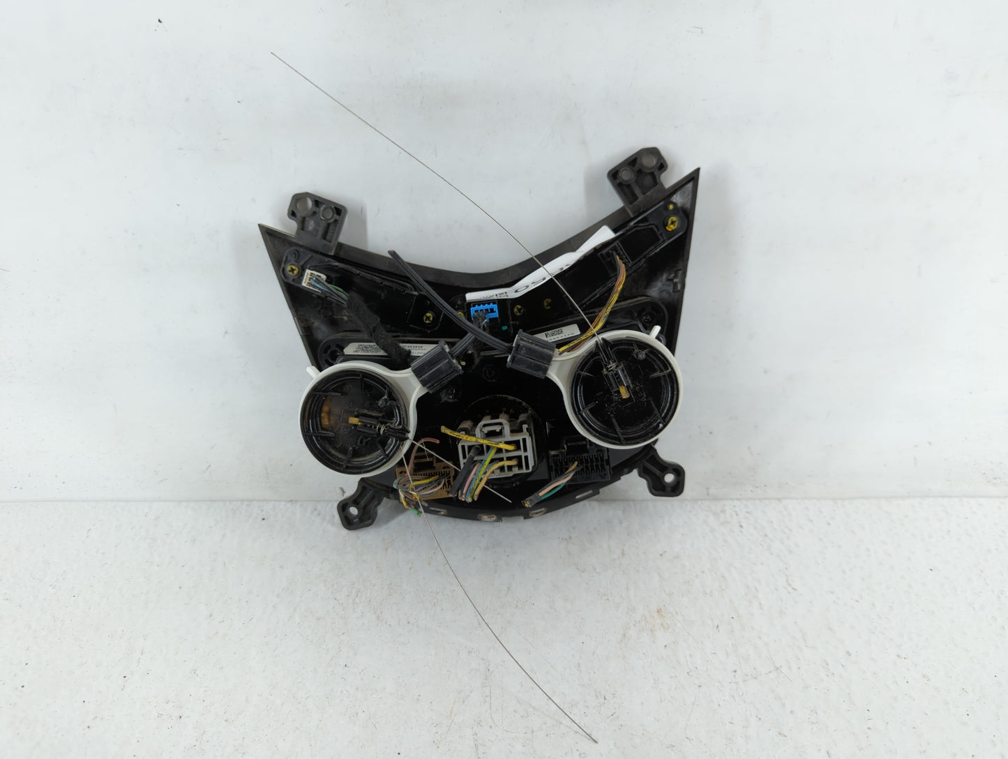 2013-2014 Chevrolet Sonic Climate Control Module Temperature AC/Heater Replacement P/N:95332699 Fits Fits 2013 2014 OEM Used Auto Parts - Oemusedautoparts1.com