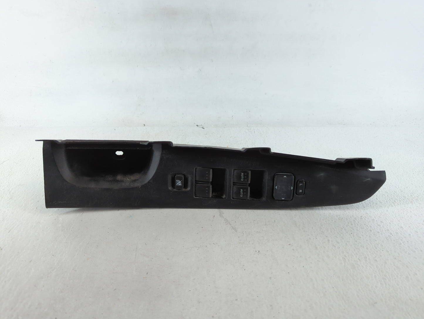 2005-2018 Volkswagen Jetta Master Power Window Switch Replacement Driver Side Left P/N:8022071 EG21 SW 450 Fits OEM Used Auto Parts - Oemusedautoparts1.com