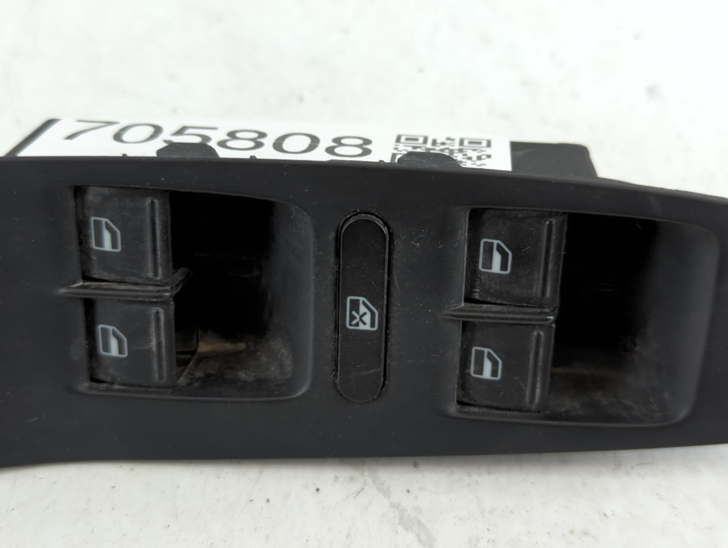 2005-2018 Volkswagen Jetta Master Power Window Switch Replacement Driver Side Left Fits OEM Used Auto Parts - Oemusedautoparts1.com