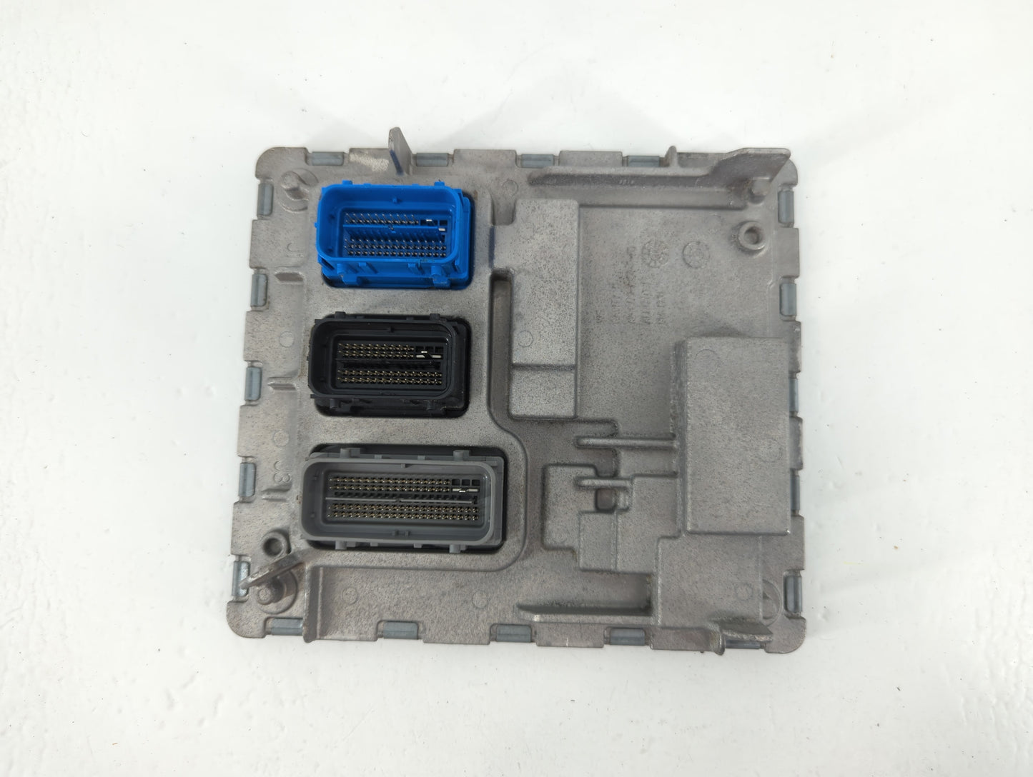 2019 Buick Encore PCM Engine Control Computer ECU ECM PCU OEM P/N:12721678 Fits Fits 2017 2018 2020 2021 2022 OEM Used Auto Parts - Oemusedautoparts1.com