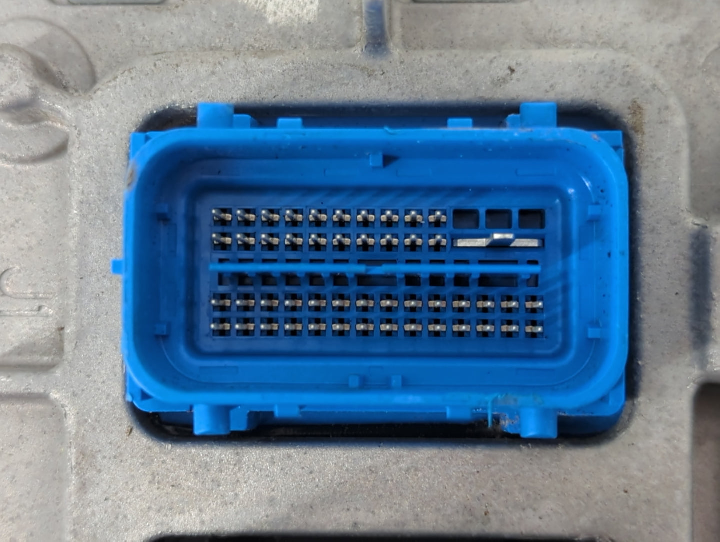 2019 Buick Encore PCM Engine Control Computer ECU ECM PCU OEM P/N:12721678 Fits Fits 2017 2018 2020 2021 2022 OEM Used Auto Parts - Oemusedautoparts1.com