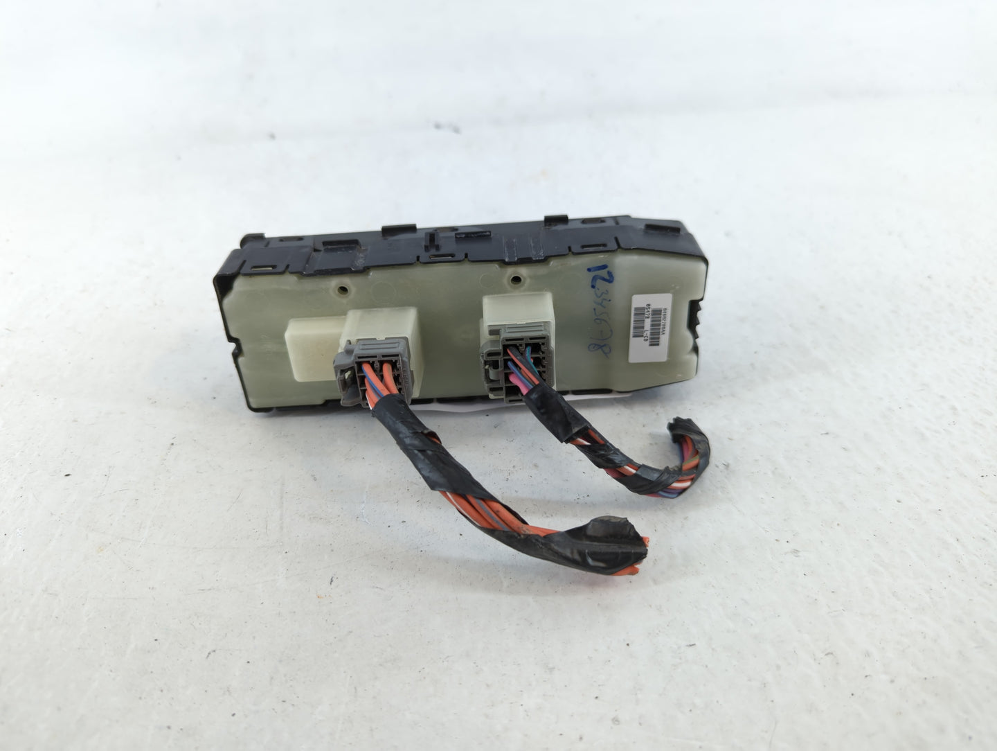 2005-2010 Chrysler 300 Master Power Window Switch Replacement Driver Side Left P/N:0547B 04602780AA Fits OEM Used Auto Parts - Oemusedautoparts1.com