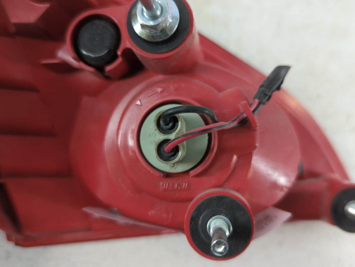 2009-2010 Nissan Murano Tail Light Assembly Driver Left OEM P/N:23266 Fits Fits 2009 2010 OEM Used Auto Parts - Oemusedautoparts1.com