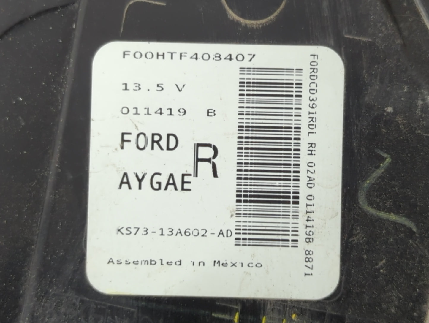 2019-2020 Ford Fusion Tail Light Assembly Passenger Right OEM P/N:KS73-13A602-AD F00HTF408407 Fits Fits 2019 2020 OEM Used Auto Parts - Oemusedautoparts1.com