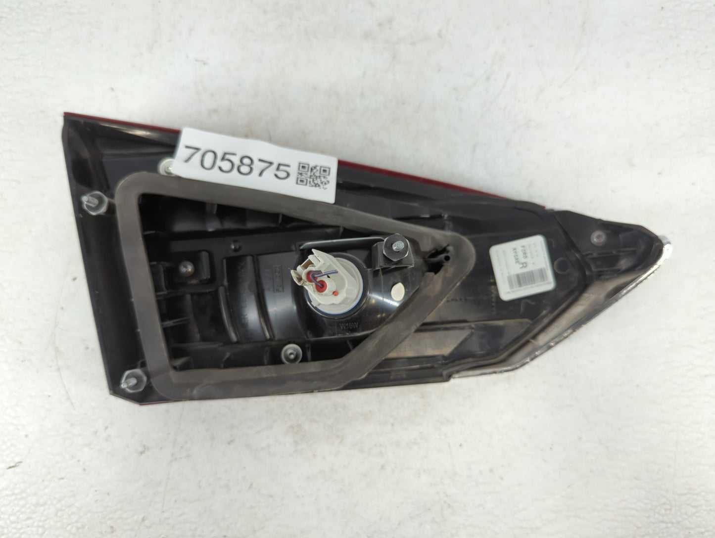 2019-2020 Ford Fusion Tail Light Assembly Passenger Right OEM P/N:KS73-13A602-AD F00HTF408407 Fits Fits 2019 2020 OEM Used Auto Parts - Oemusedautoparts1.com