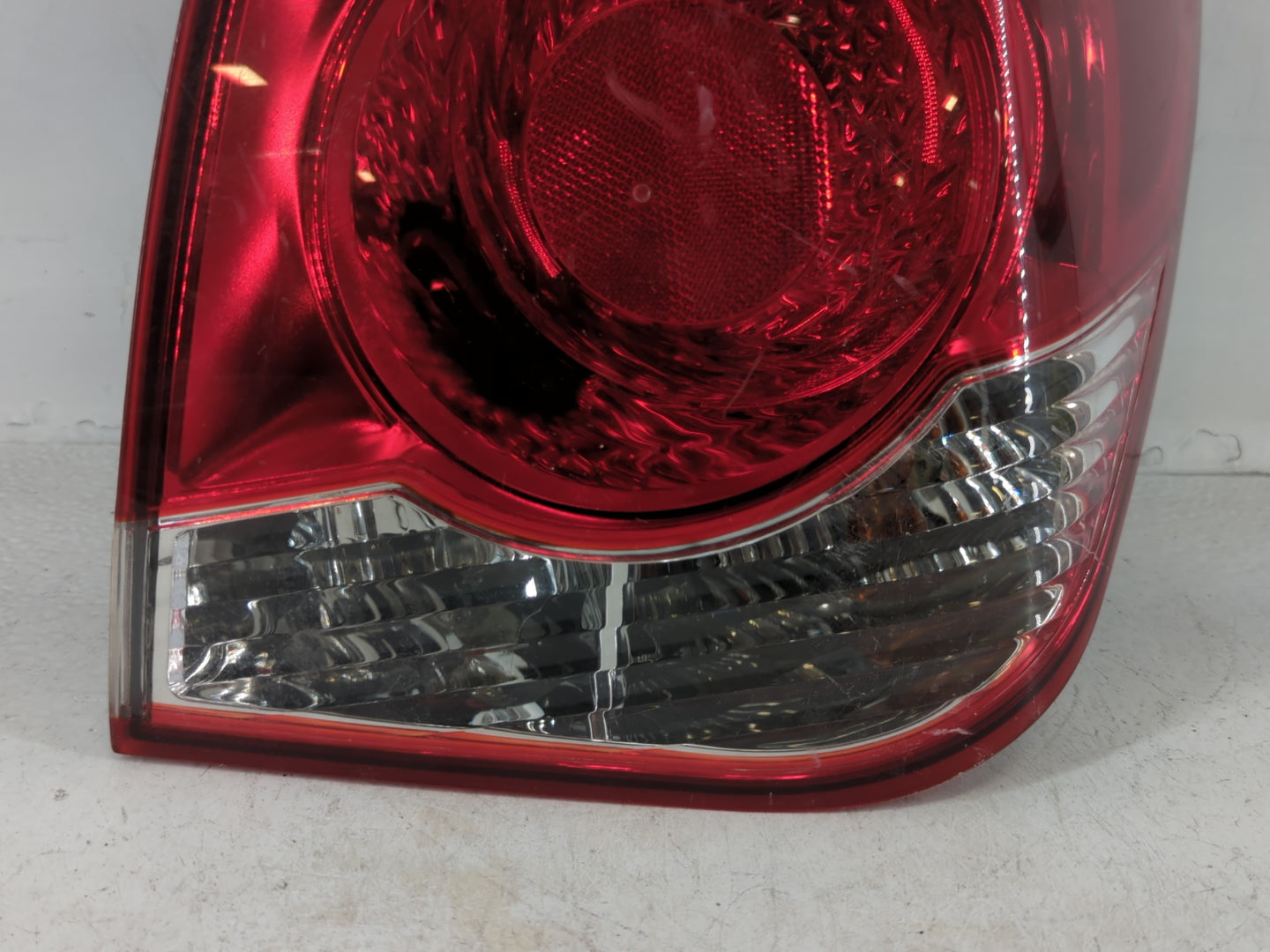 2011-2016 Chevrolet Cruze Tail Light Assembly Passenger Right OEM Fits Fits 2011 2012 2013 2014 2015 2016 OEM Used Auto Parts - Oemusedautoparts1.com