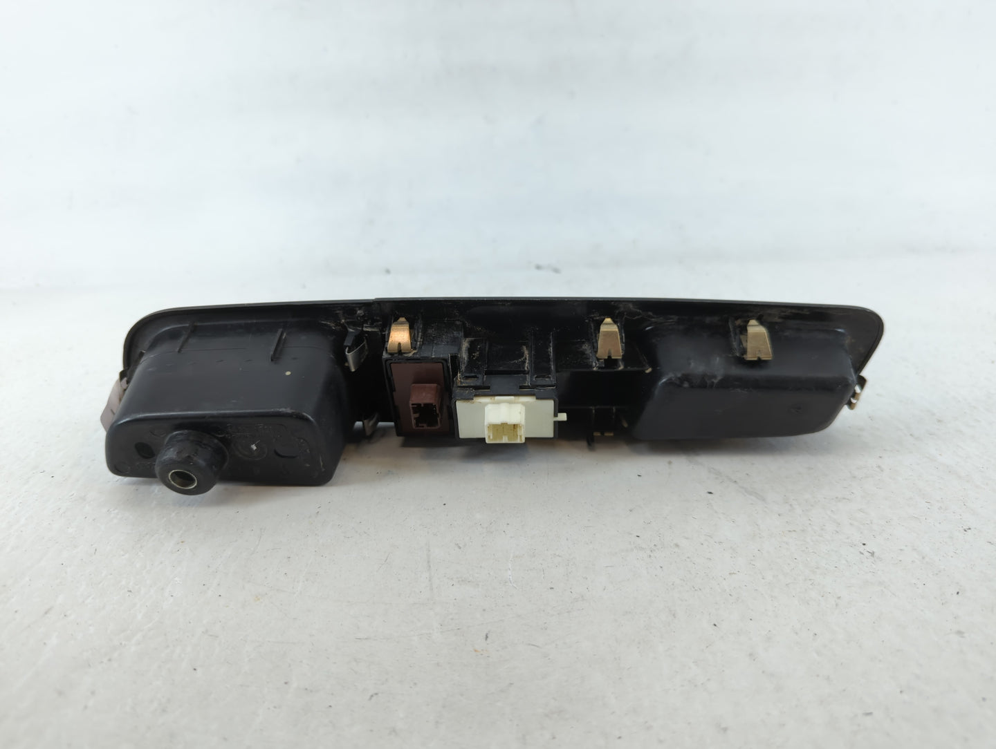 2023 Jeep Renegade Master Power Window Switch Replacement Driver Side Left P/N:07356458310 Fits OEM Used Auto Parts - Oemusedautoparts1.com