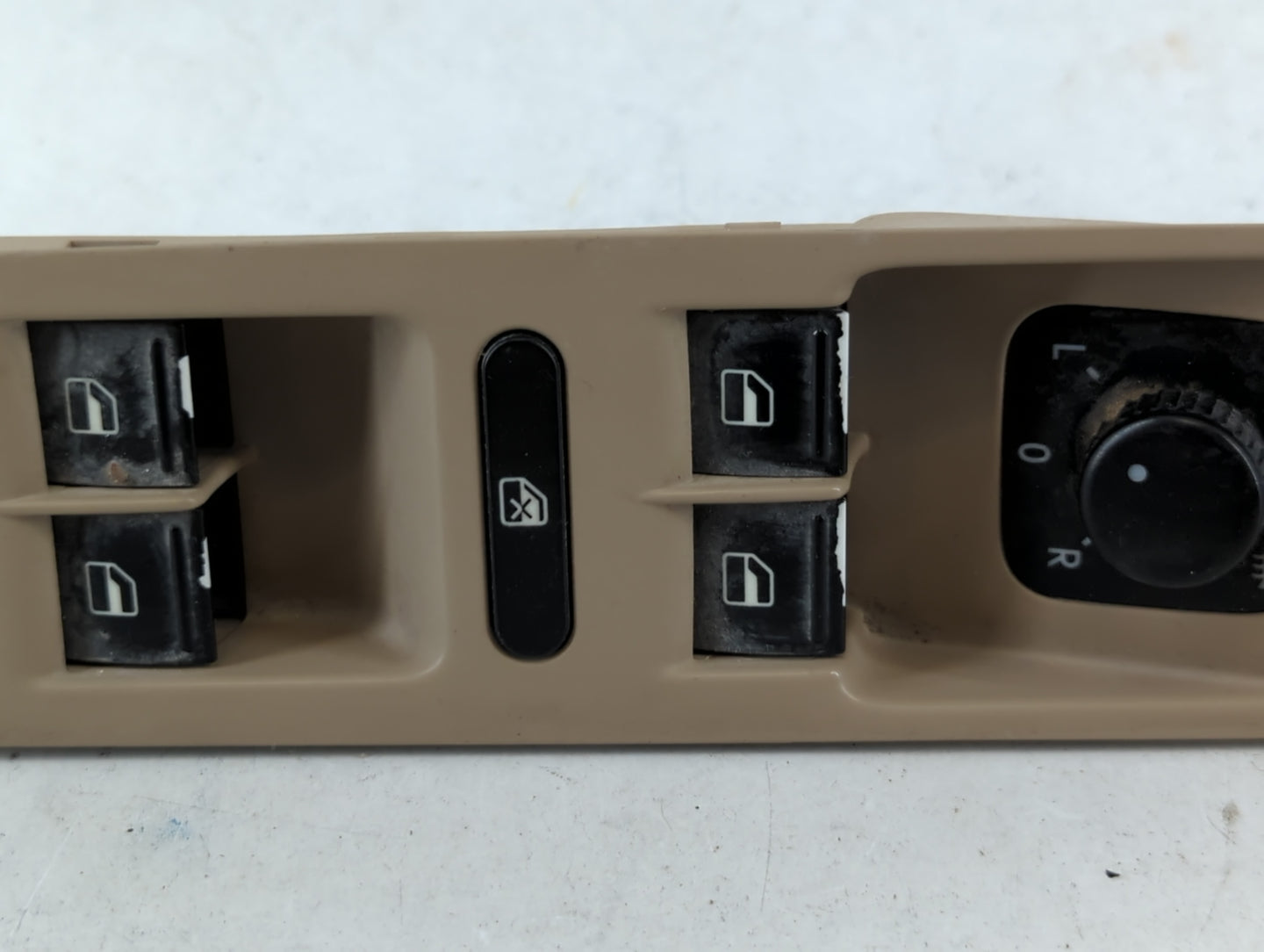 2009-2017 Volkswagen Cc Master Power Window Switch Replacement Driver Side Left P/N:1K0 959 565 K Fits OEM Used Auto Parts - Oemusedautoparts1.com