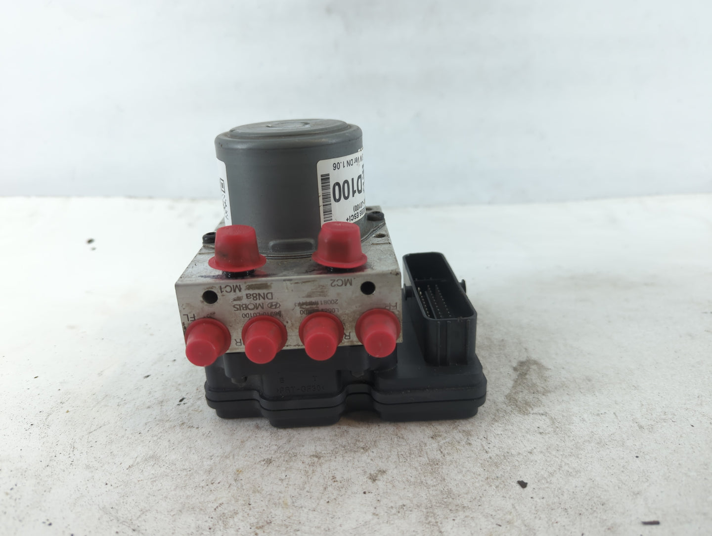 2020-2023 Hyundai Sonata ABS Pump Control Module Replacement P/N:L0589 20800 Fits Fits 2020 2021 2022 2023 OEM Used Auto Parts - Oemusedautoparts1.com