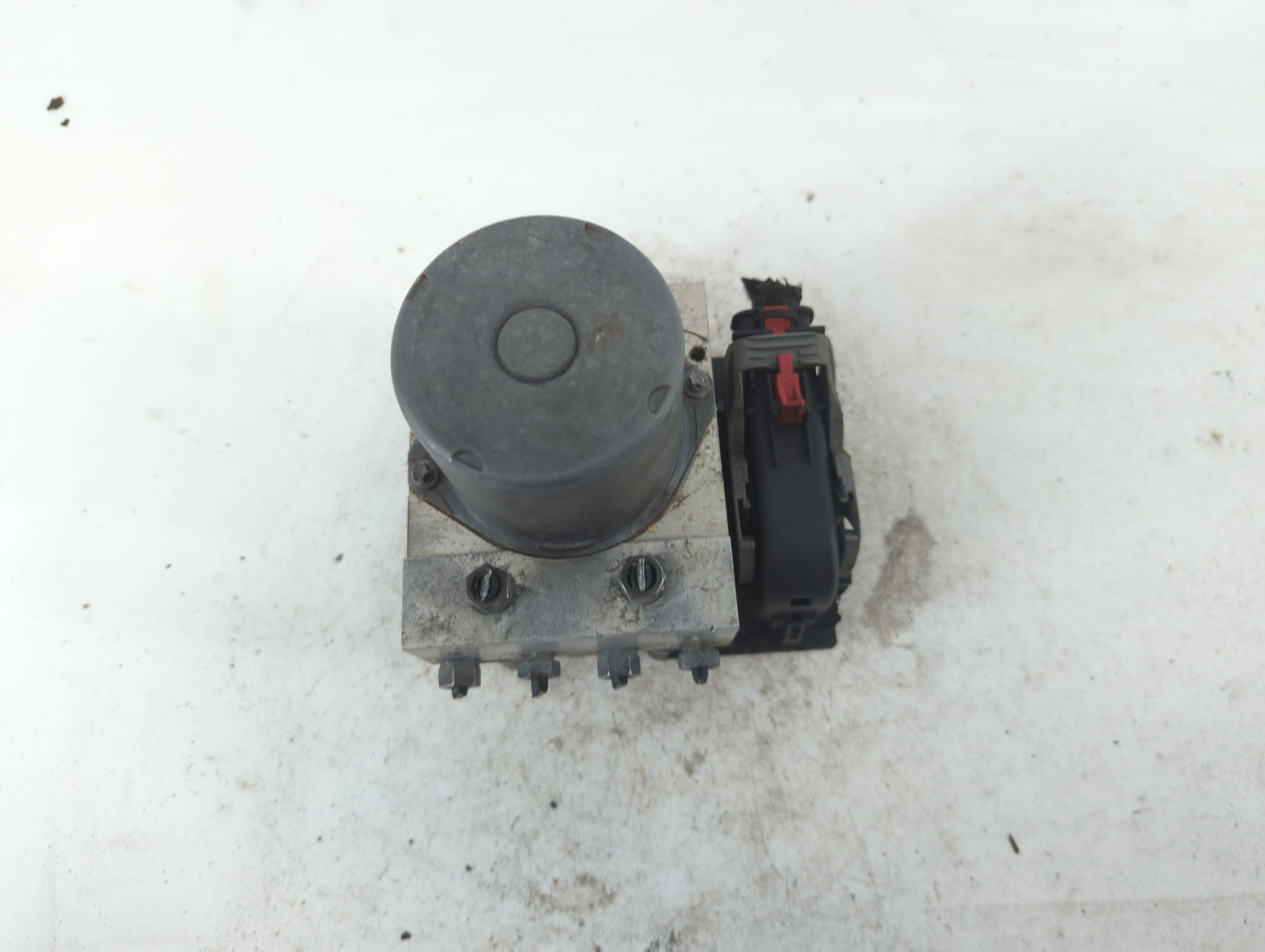 2010-2012 Audi A5 ABS Pump Control Module Replacement P/N:8K0 614 517FL Fits Fits 2010 2011 2012 OEM Used Auto Parts - Oemusedautoparts1.com