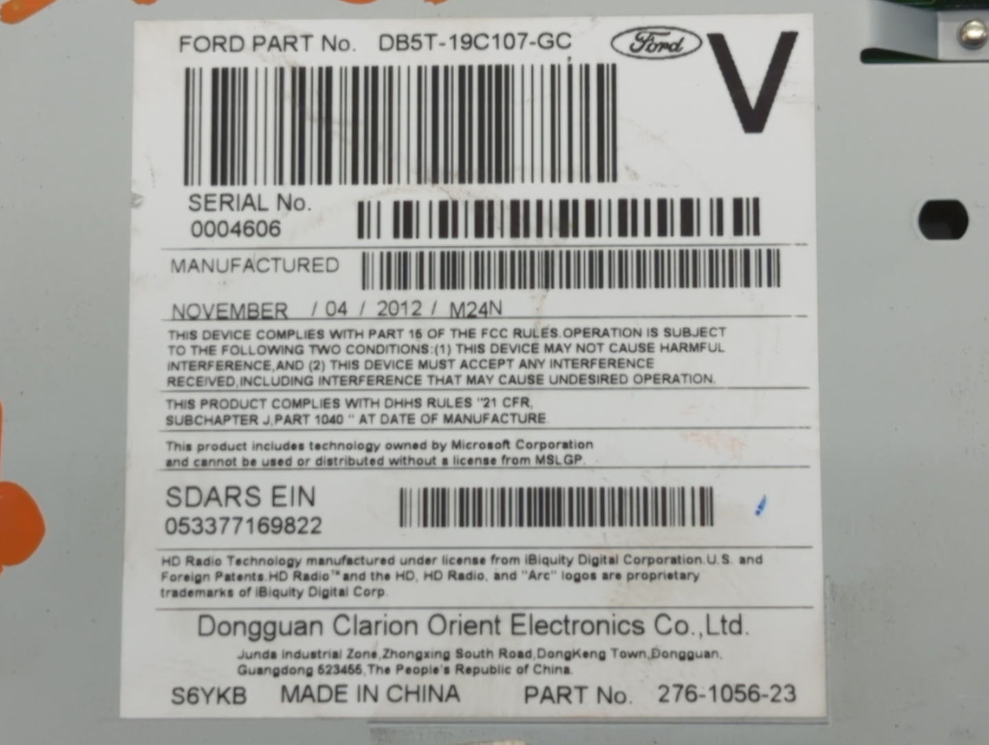 2013 Ford Explorer Radio AM FM Cd Player Receiver Replacement P/N:DB5T-19C107-GC Fits OEM Used Auto Parts - Oemusedautoparts1.com