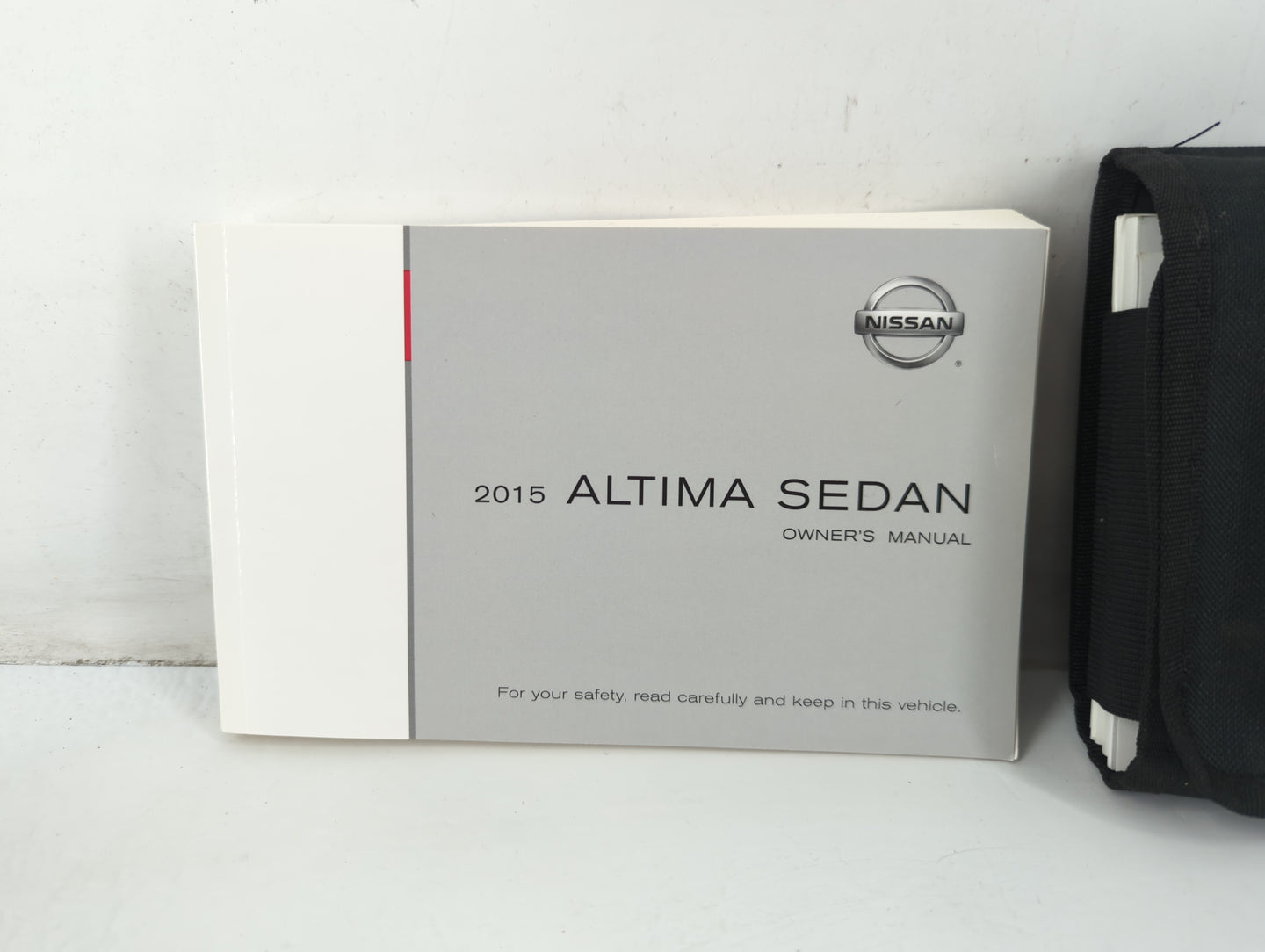 2015 Nissan Altima Owners Manual Book Guide P/N:OM15EA 0L33U4 OEM Used Auto Parts - Oemusedautoparts1.com