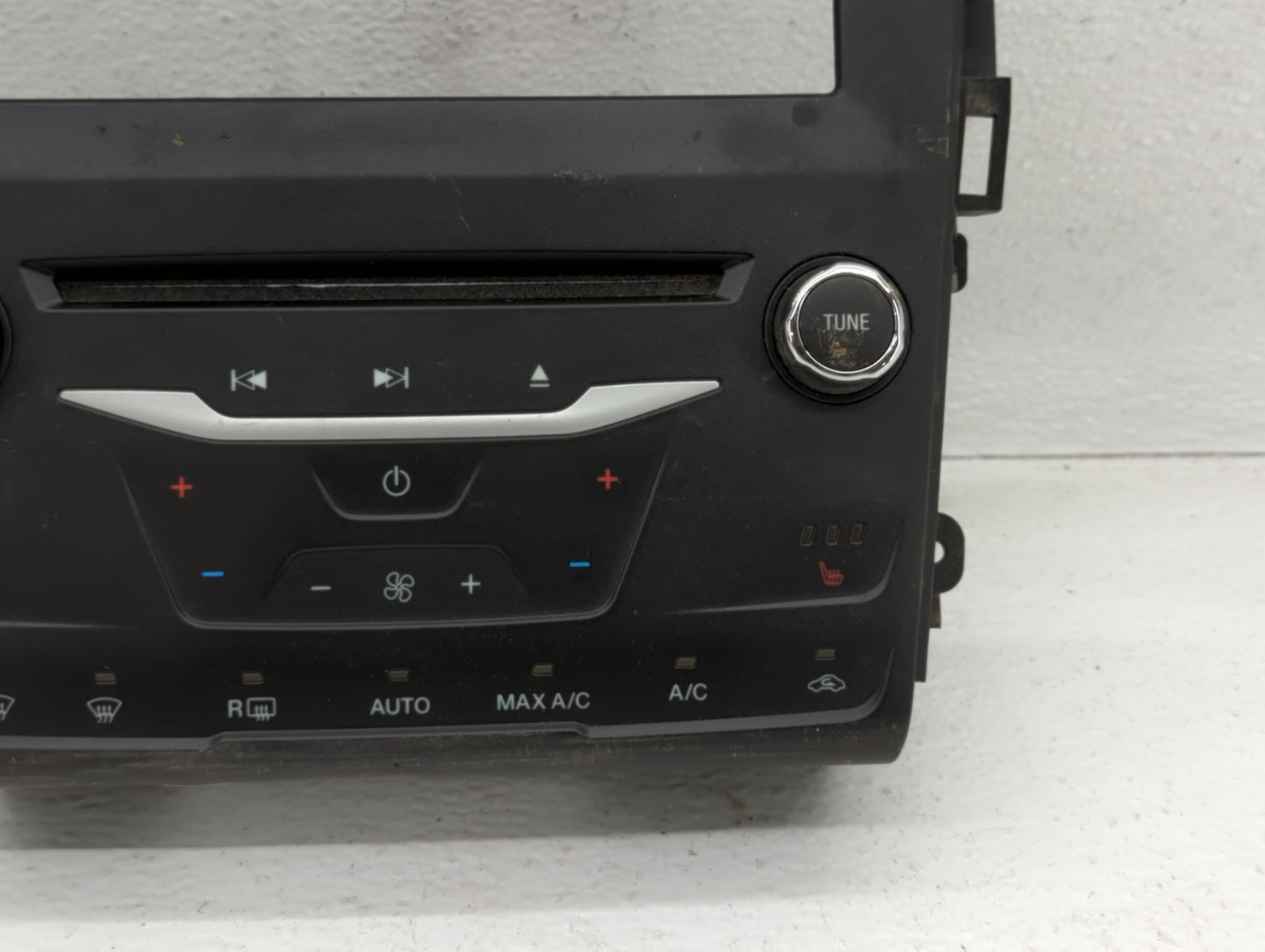 2015 Ford Fusion Radio AM FM Cd Player Receiver Replacement P/N:FS7T-18E245-SD Fits OEM Used Auto Parts - Oemusedautoparts1.com