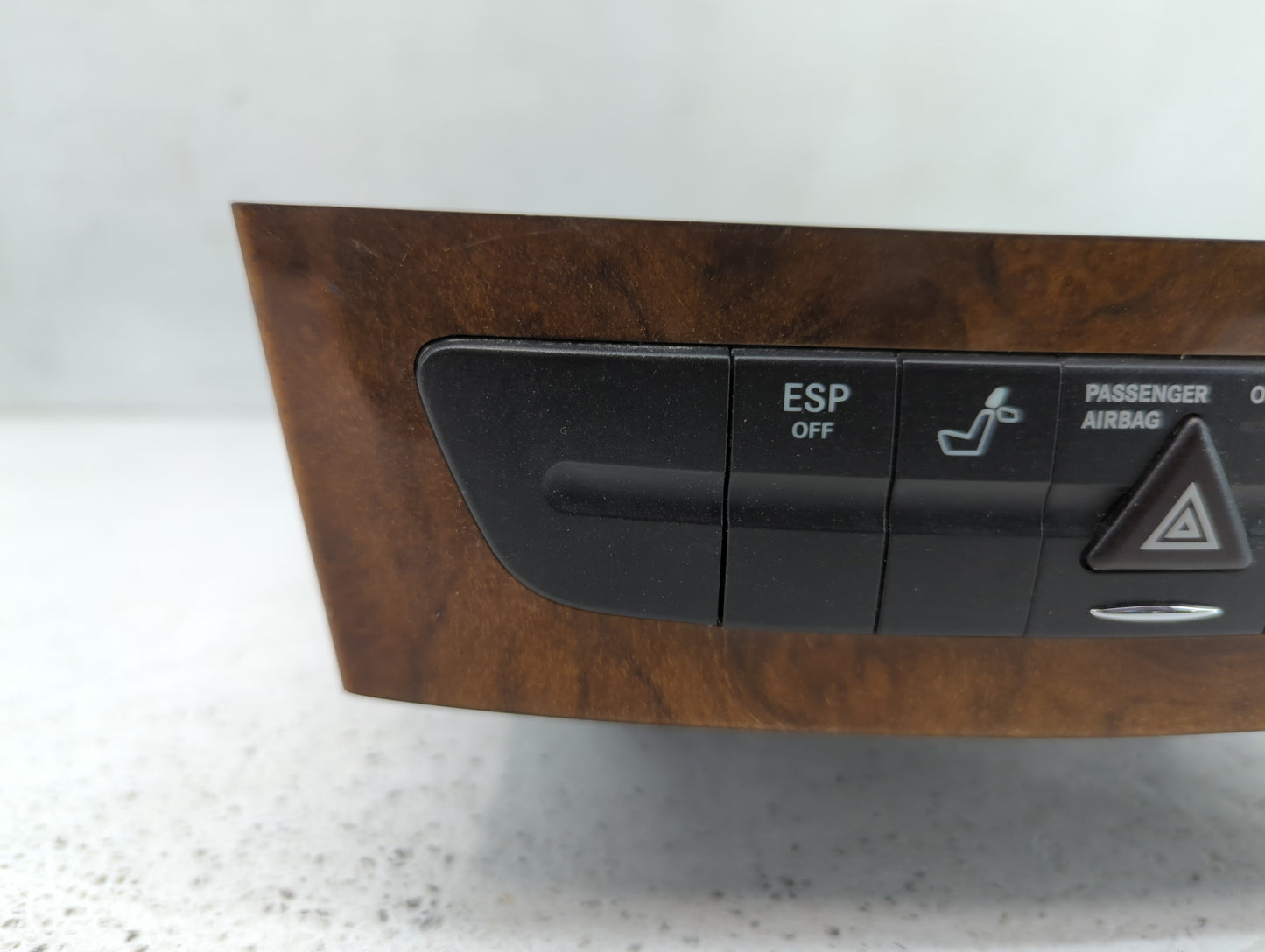 2003-2009 Mercedes-Benz E320 Master Power Window Switch Replacement Driver Side Left Fits Fits 2003 2004 2005 2006 2007 2008 2009 OEM Used Auto Parts - Oemusedautoparts1.com